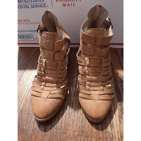Size 7-8M Rue 21 etc! Brown Chunky Stacked Heel Rear Zip High Heel Shoes Booties - Picture 2 of 7